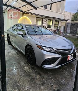 تۆیۆتا کامری